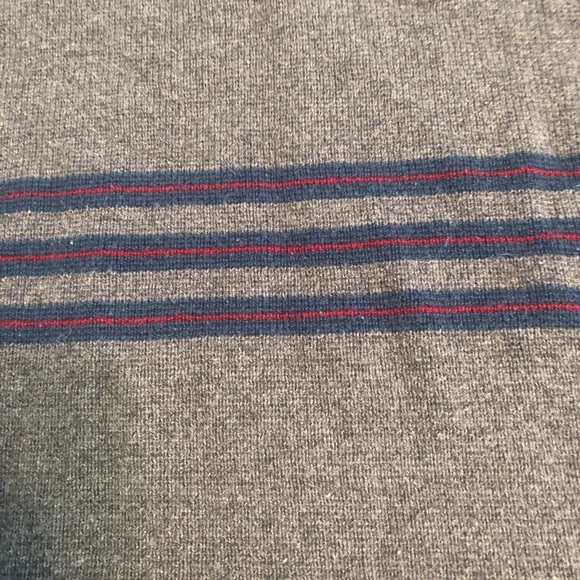 American Eagle Outfitters V-neck Sweater - Picture 5 of 6